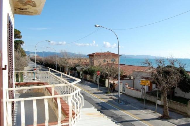 Hotel Eden Follonica Exterior foto